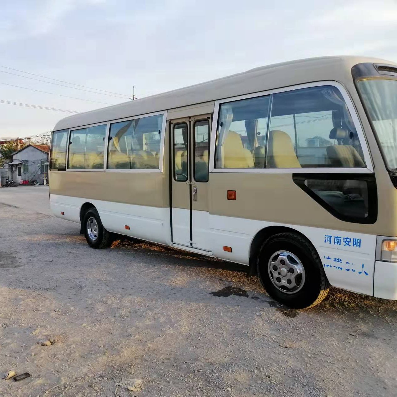 Popular Models Used Bus 30 Seats Japan Original Toyotai coaster Middle Bus on Sale